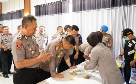 Tes Urine Serentak Dukung Terwujudnya Polri yang Presisi dan Berintegritas